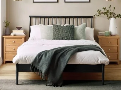 Belton Black Oak Spindle Wooden Bed