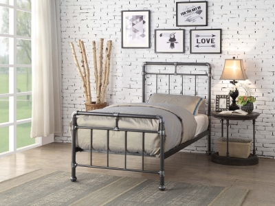 Cilcain Metal Bed Frame - Silver