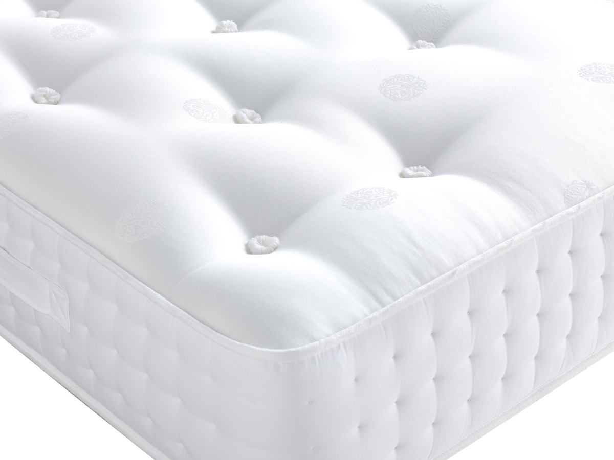 Giltedge Beds Cotswold Natural 1500 4FT Small Double Mattress