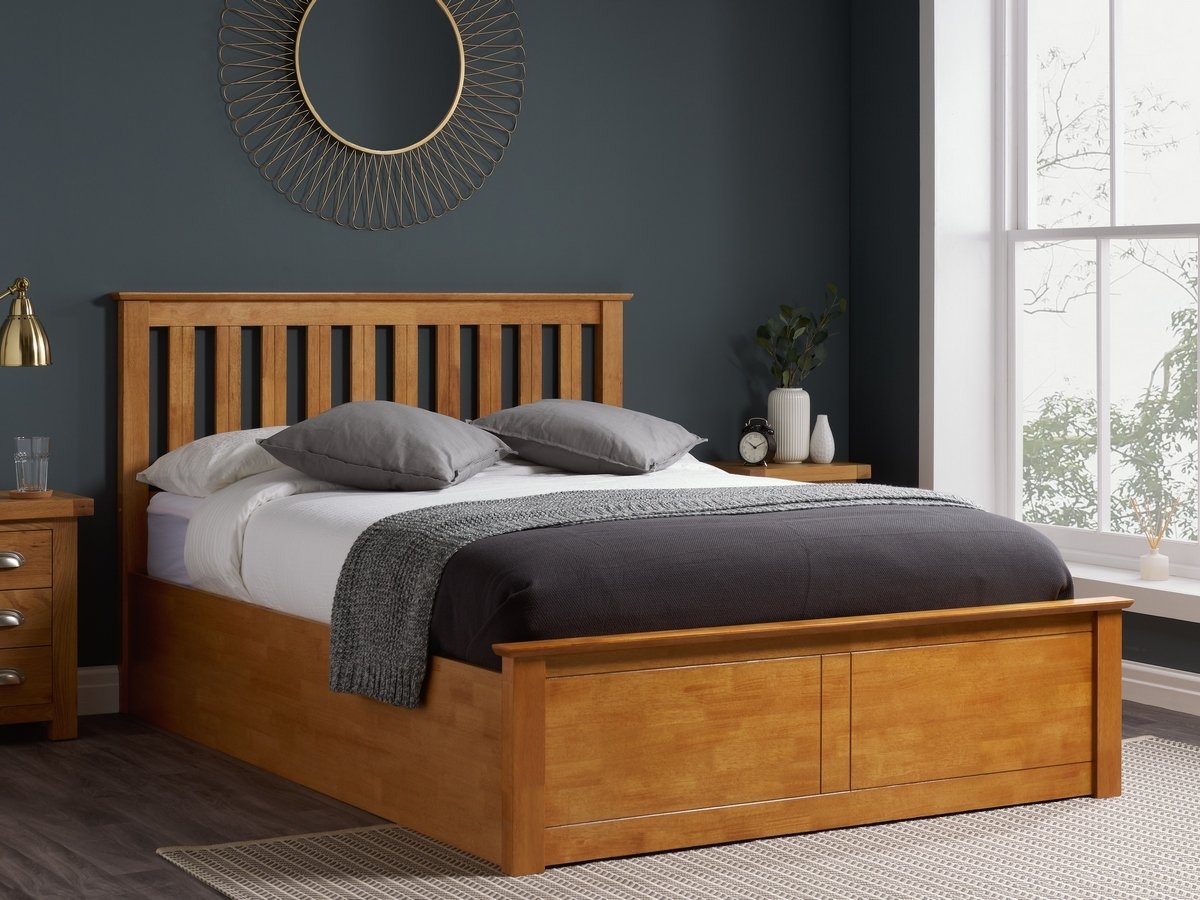 Birlea Phoenix Wooden Ottoman Bed - Oak. 