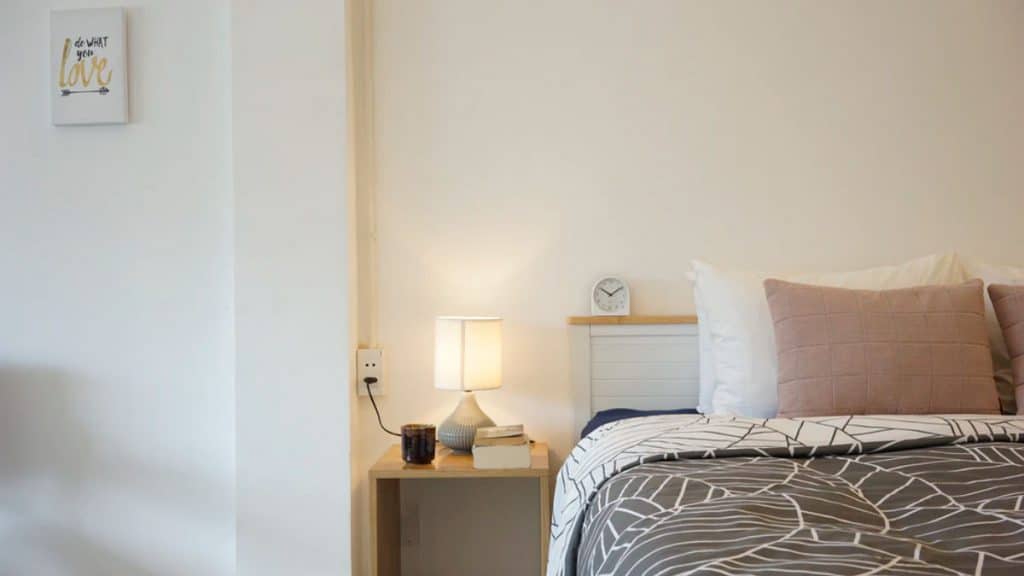 How to Make a Bed: The Ultimate Guide